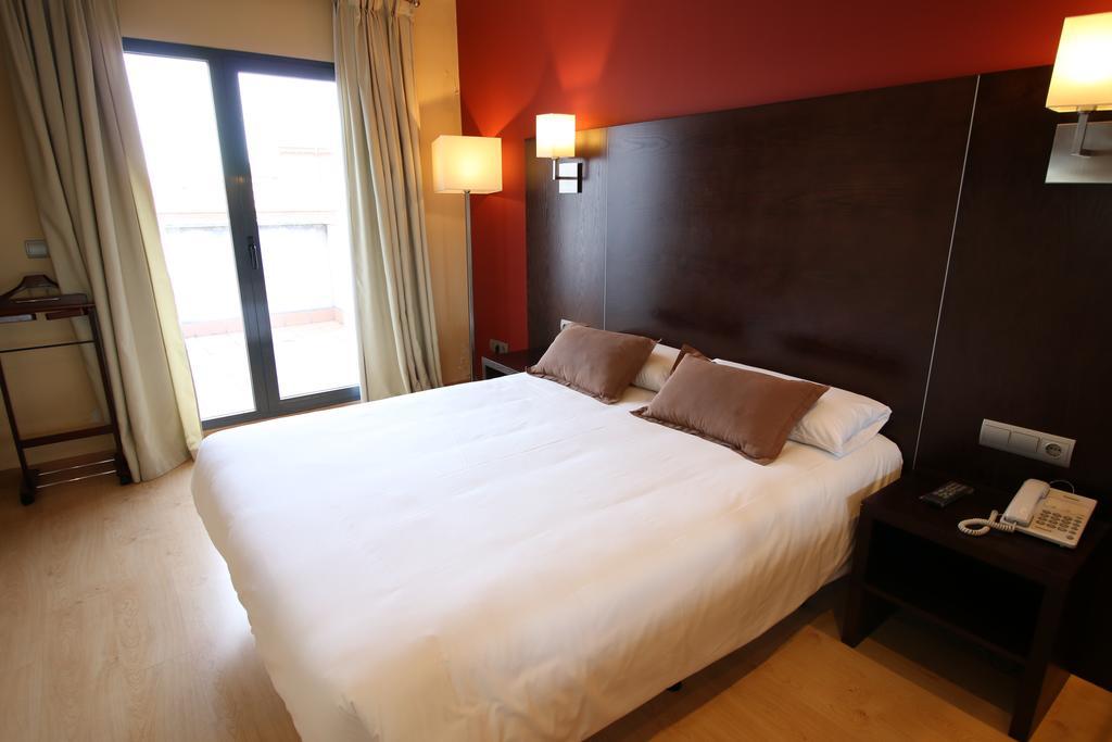 Burgo Hotel Alda Cardena מראה חיצוני תמונה