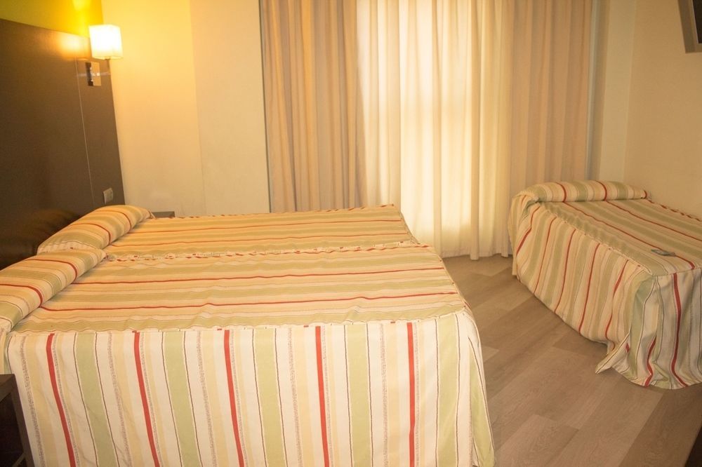 Burgo Hotel Alda Cardena מראה חיצוני תמונה